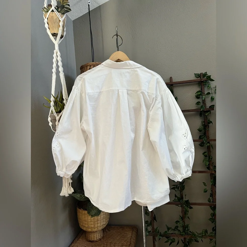 Weekend MaxMara Oversized V Neck Eyelet Wrap Puff Sleeve Blouse Top - Picture 9 of 11